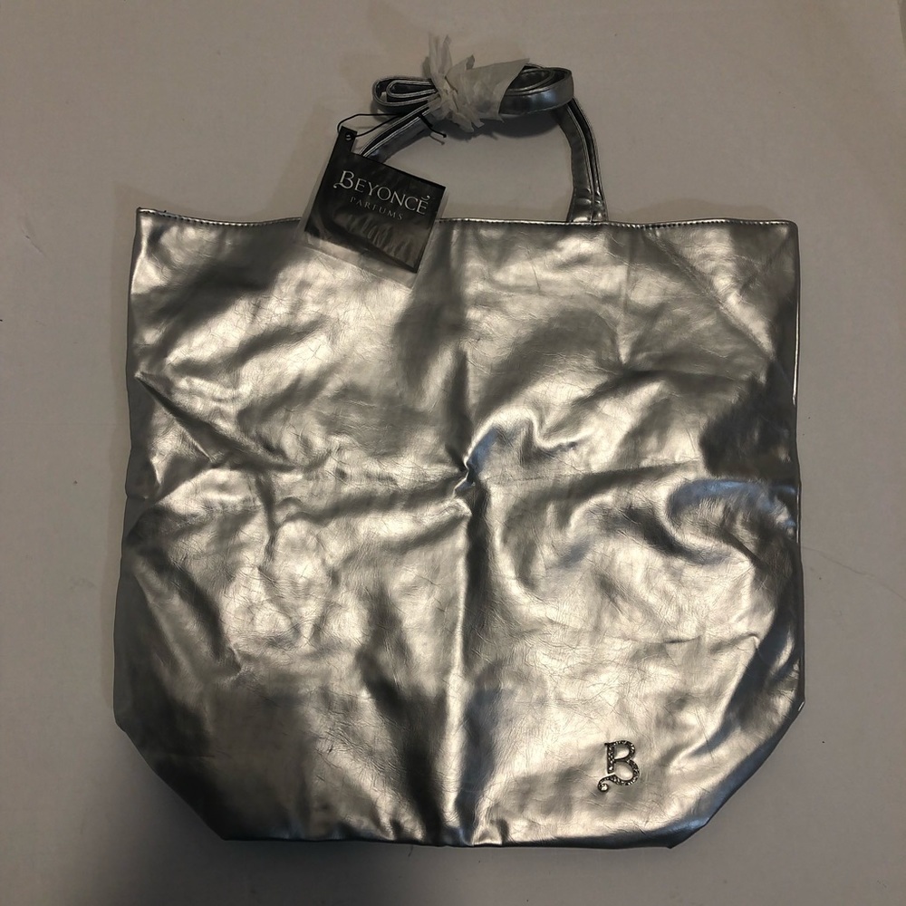 Beyoncé parfums shoulder bag NWT